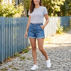 SO Women's Medium Blue High Waisted Rolled-Cuff Denim Shorts